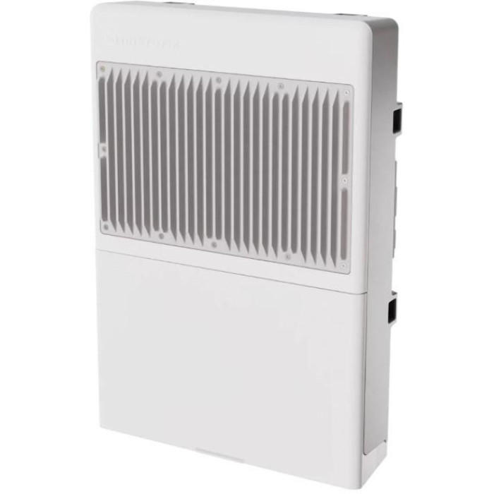 MIKROTIK ROUTERBOARD CSS610-8P-2S+OUT