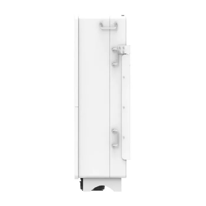 SUN-125K-SG02HP3-EU-GM10 125KW HYBRID INVERTER THREE PHASE 380VAC HV WITH 10YRS WARRANTY